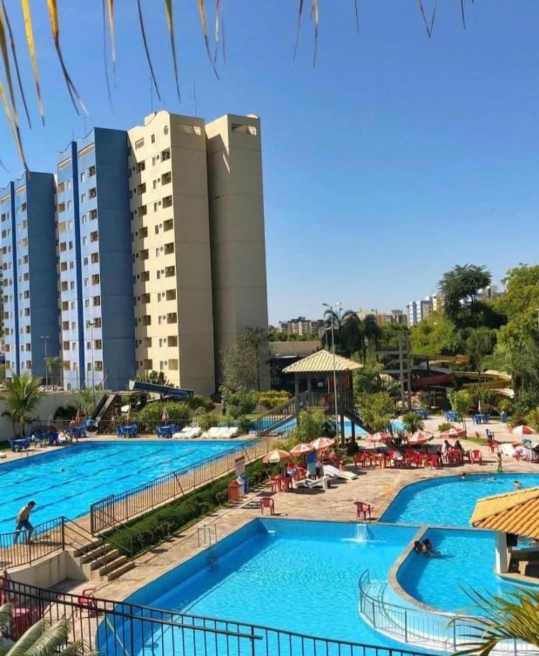 Golden Dolphin Grand Hotel Caldas Novas Exterior photo