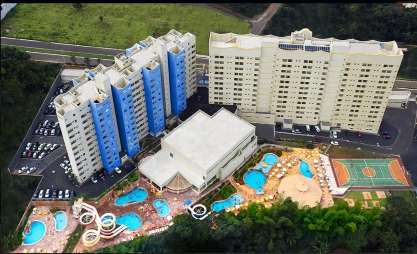 Golden Dolphin Grand Hotel Caldas Novas Exterior photo