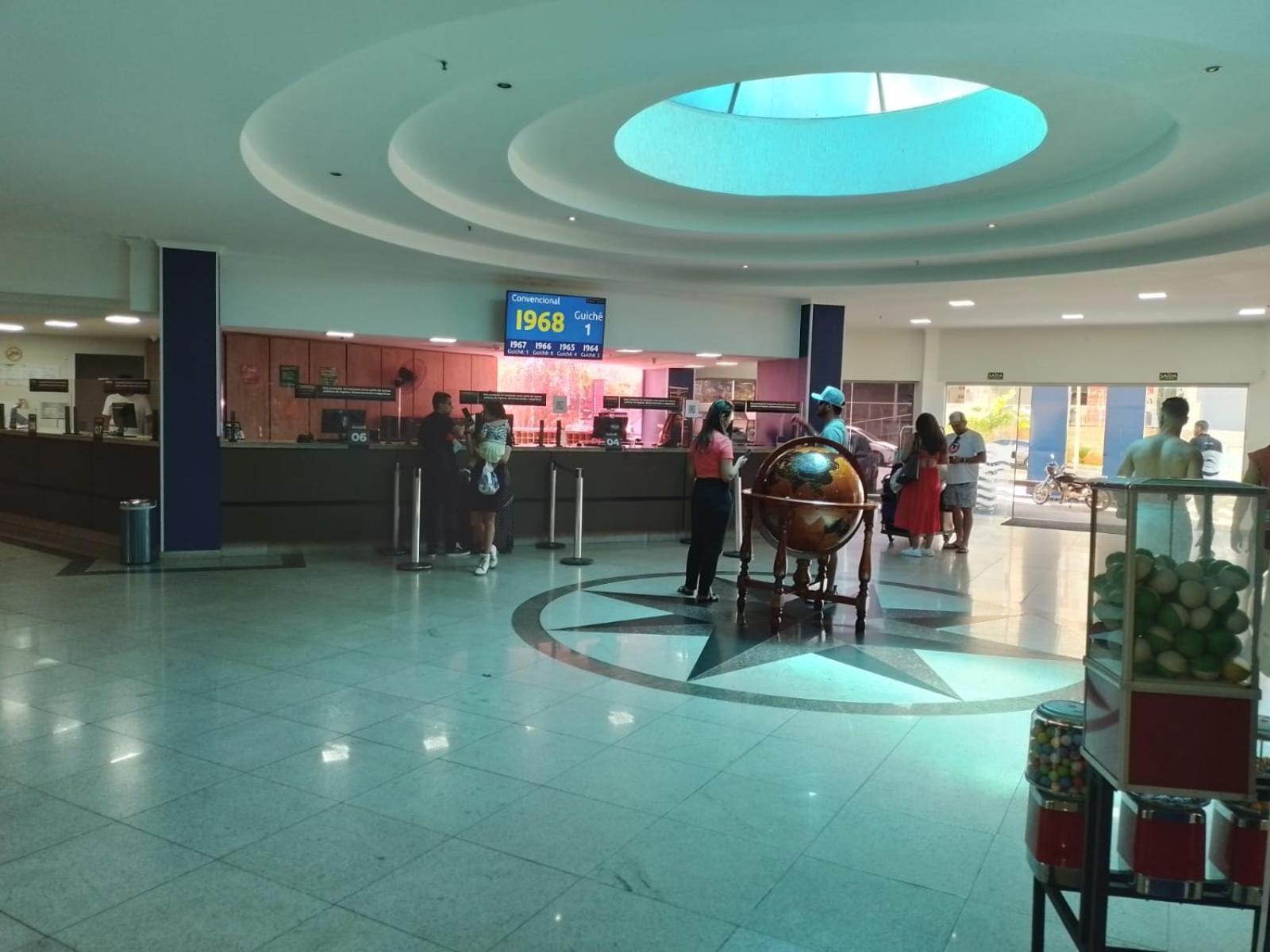 Golden Dolphin Grand Hotel Caldas Novas Exterior photo